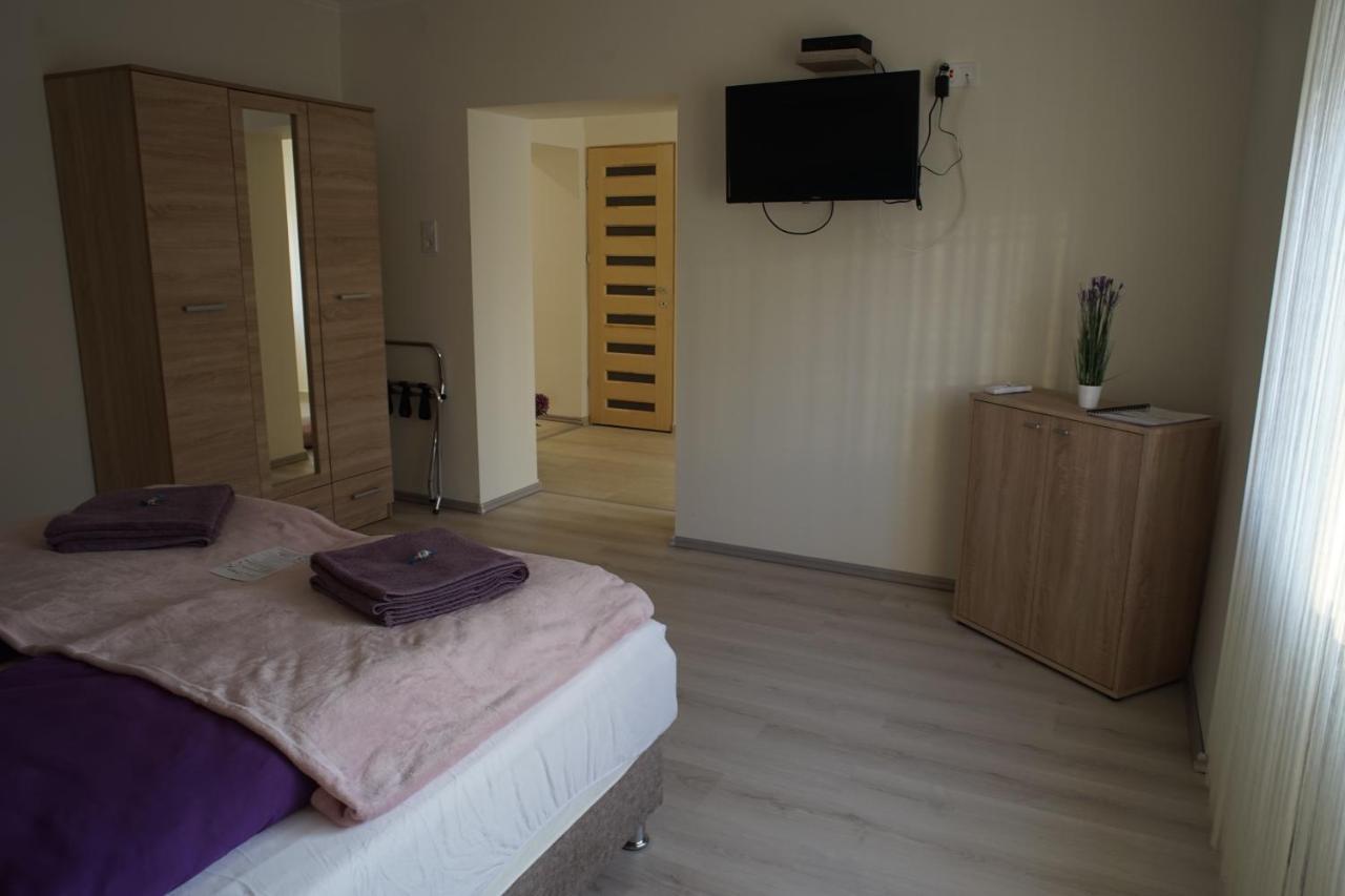 Csengo Vendeghaz Hotell Kiskoros Eksteriør bilde
